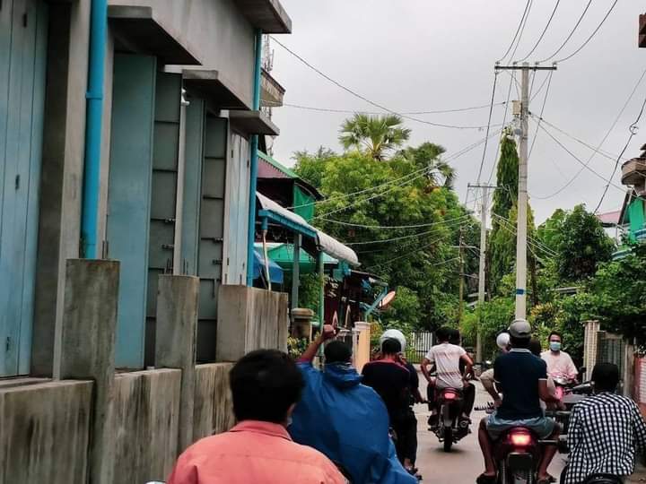 b3rry_y's tweet photo. Motorcycles strike march in Dawei to protest against the military dictatorship.
#WhatsHappeningInMyanmar
#June7Coup https://t.co/XMjACau17C