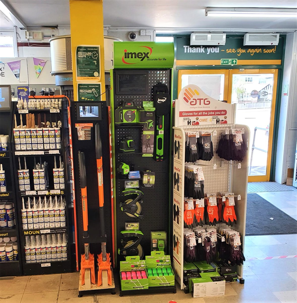 IMEXLasers's tweet photo. string lines and ancillary measuring equipment, making Imex the fastest growing laser level brand in the UK.

All designed here in Australia by an Australian owned company. https://t.co/x6DsriMMDc