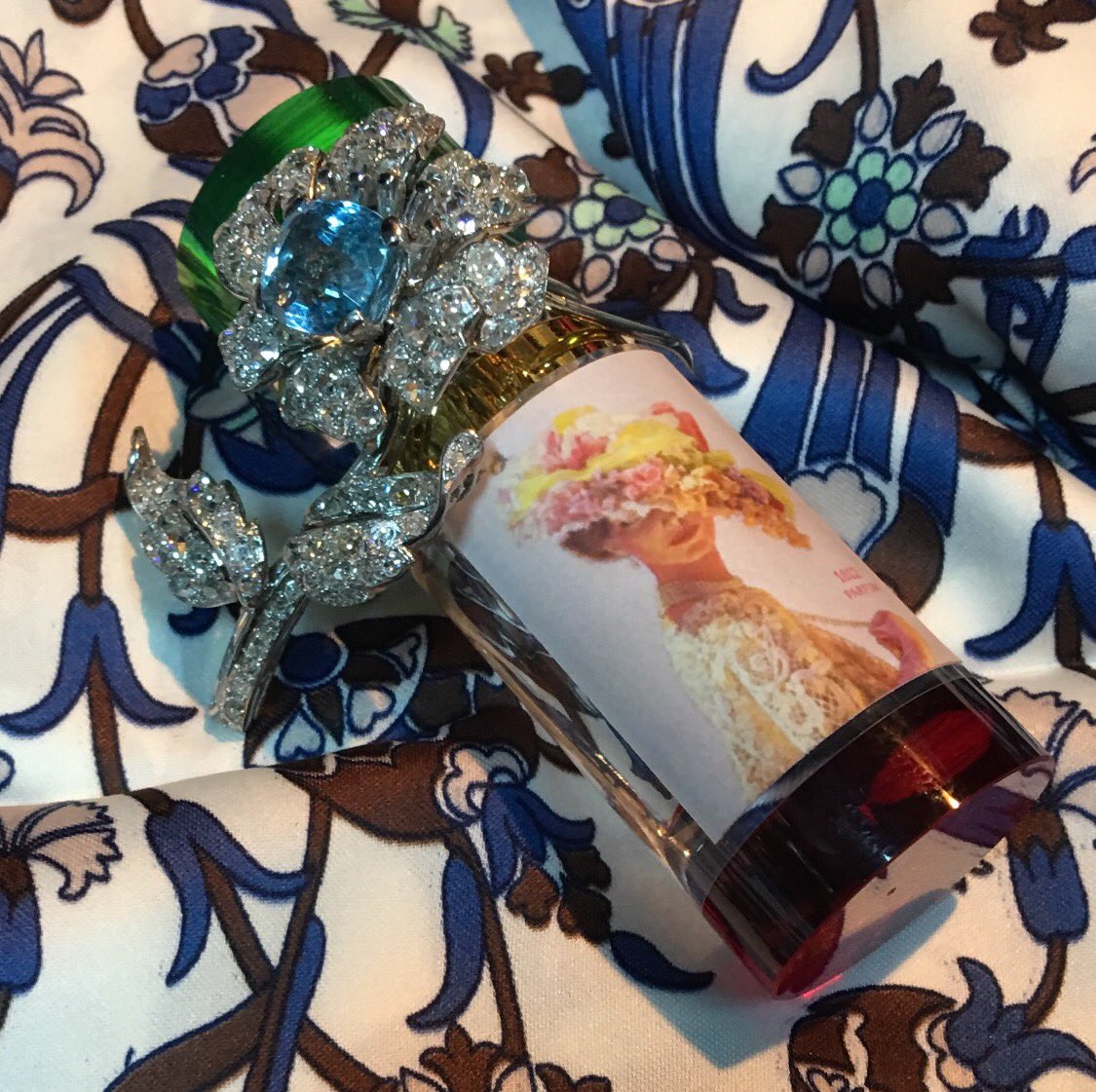 Haydar1812's tweet photo. #antique #antiquitäthaydar #luxuryantiques #rareantiques #eaudeantique #antiguo #vintage #luxuryvintage #perfume #luxuryparfum #rareperfume #antico #vintagerareantiques #rareantique #eaudeoriginal #originalparfum #eaudeluxo #kingwater  #eaudeluxur https://t.co/t2KqXQDdtr