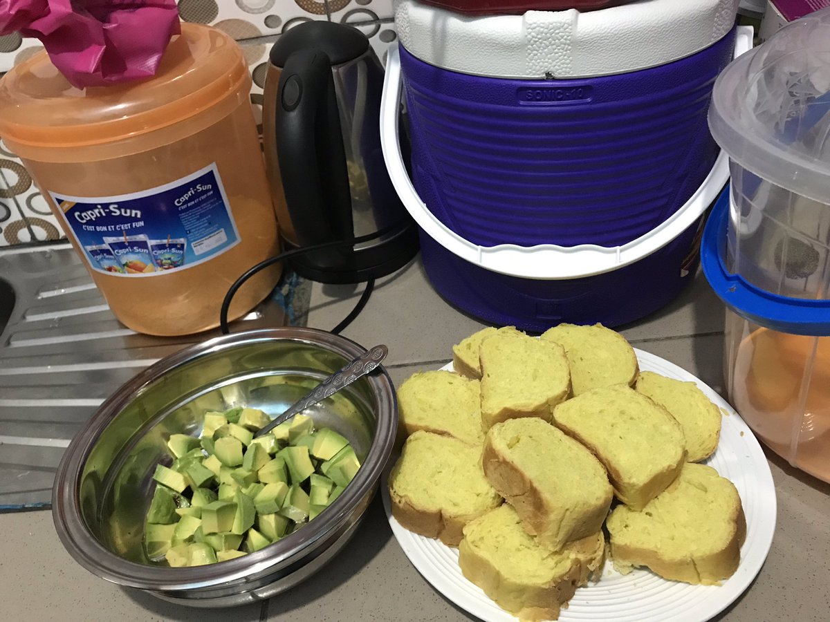 AsmaTat1's tweet photo. #TatiCooks 👩‍🍳 Breakfast ! https://t.co/ddYRXkSnjm