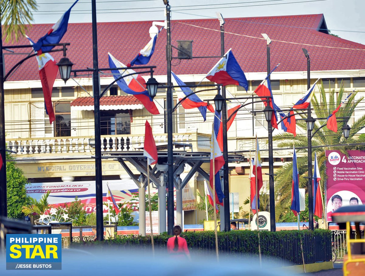 The Philippine Star S Tweet Philippine Flags Are Displayed Along Imus City Plaza In Cavite On Monday In Preparation For The Country S 123rd Independence Day Celebration On June 12 21 Trendsmap