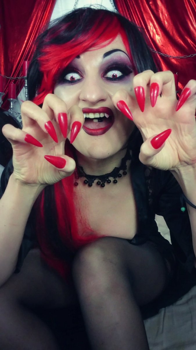 FetishNina's tweet photo. #SexyVampires party #weekend was juicy and lot of #fun ❤️ Thanks to all that joined and enjoyed it with me ❤️ Who missed it, here is little visual taste. Love u 💋
#Vampire #VampireGirl #VampireParty #VampireCosplay #SexyVampire #Fetish #FetishGirl #LongNails #RedNails #Cosplay https://t.co/Y8xgoic241