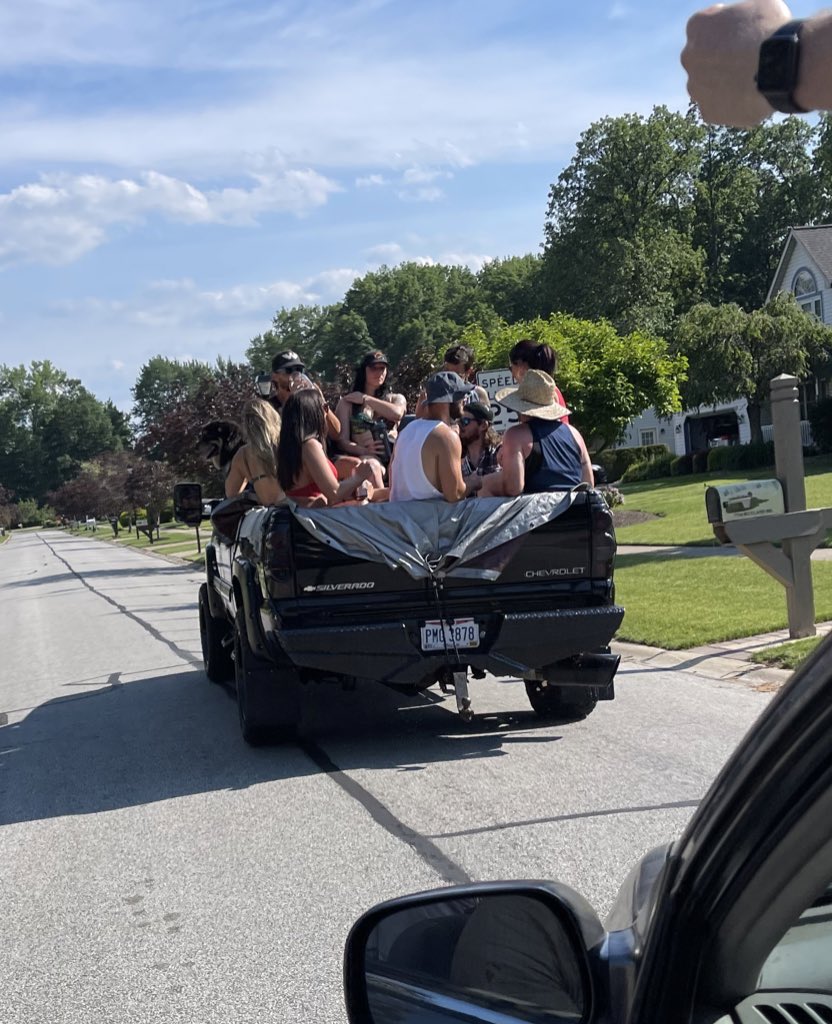 nickwalkeroffic's tweet image. I think we upset the neighbors 😂 “Just Add Water” music video coming soon. @JoeShmo71 @TyFalv14 @BryanDFrazier @TheTylerHammond