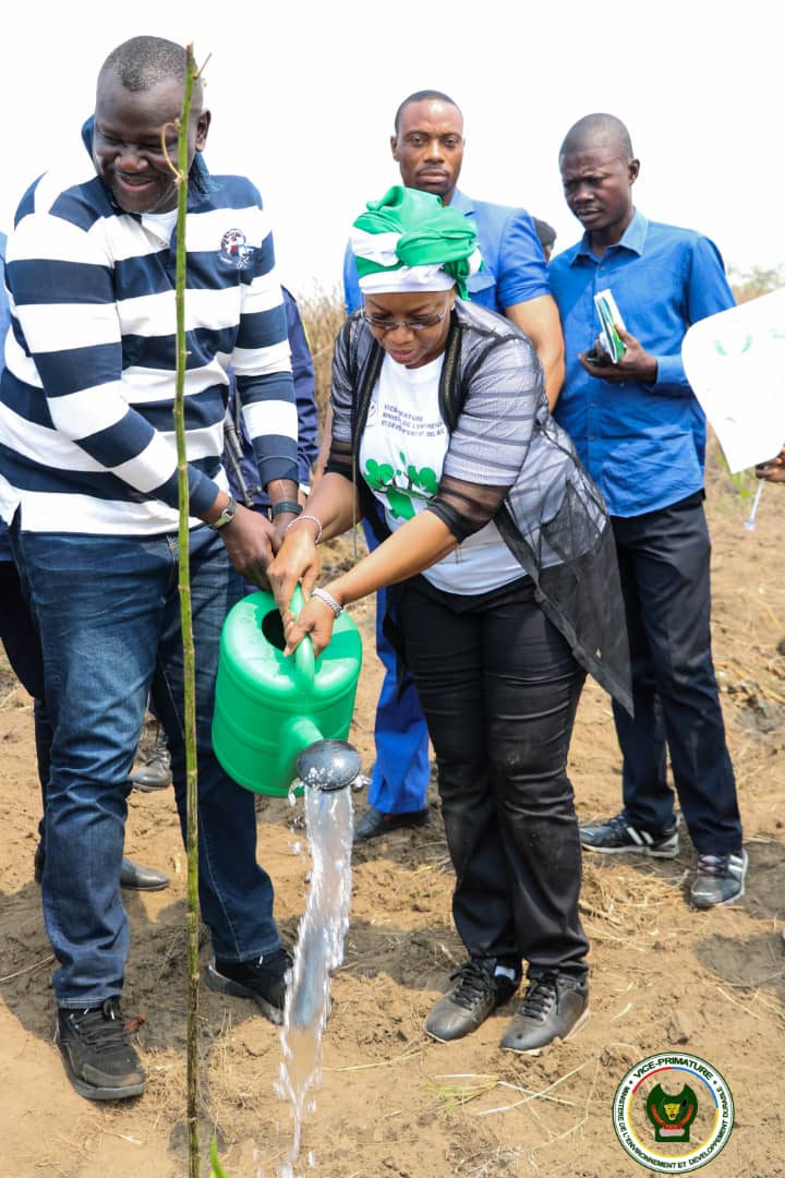 Eve Bazaiba tweet media