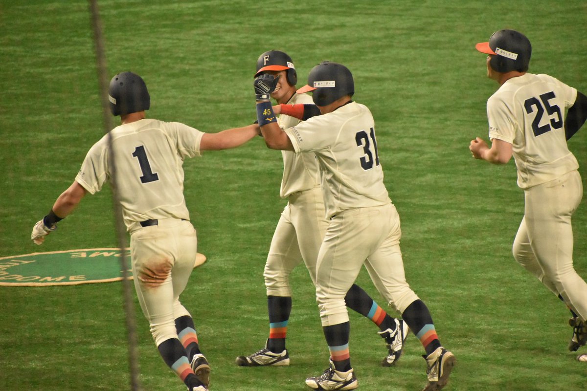 jumbonokachi511's tweet photo. 福井工大 長峯選手（豊橋中央）が満塁ホームラン。大会3号。
東京ドームでは1号でした。 https://t.co/ex09bKe2jH