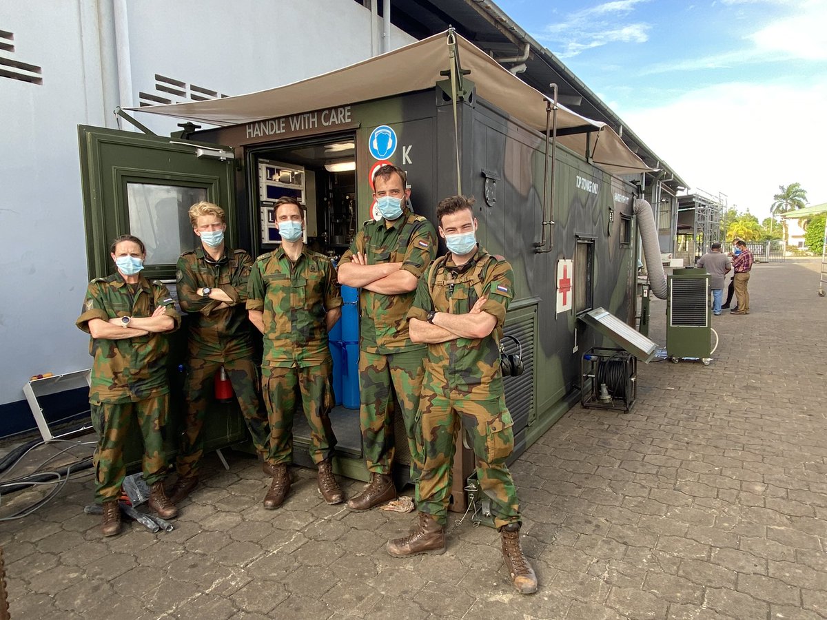 Marc Sprenger 4PH (@marcsprenger4ph) on Twitter photo 2 zuurstofcontainers beschikbaar gesteld door <a href="/Defensie/">Ministerie van Defensie</a> worden ingeregeld door het @400Geneeskundige Bataljon. Noodzakelijke ondersteuning van zuurstof voorziening ter bestrijding van de #codezwart in Suriname. #teamnl #NLglobalHealth @MinBijleveld <a href="/hugodejonge/">Hugo de Jonge</a> <a href="/MinVWS/">Ministerie van VWS</a> <a href="/rajendre/">Rajendre Khargi</a> 2 zuurstofcontainers beschikbaar gesteld door <a href="/Defensie/">Ministerie van Defensie</a> worden ingeregeld door het @400Geneeskundige Bataljon. Noodzakelijke ondersteuning van zuurstof voorziening ter bestrijding van de #codezwart in Suriname. #teamnl #NLglobalHealth @MinBijleveld <a href="/hugodejonge/">Hugo de Jonge</a> <a href="/MinVWS/">Ministerie van VWS</a> <a href="/rajendre/">Rajendre Khargi</a>