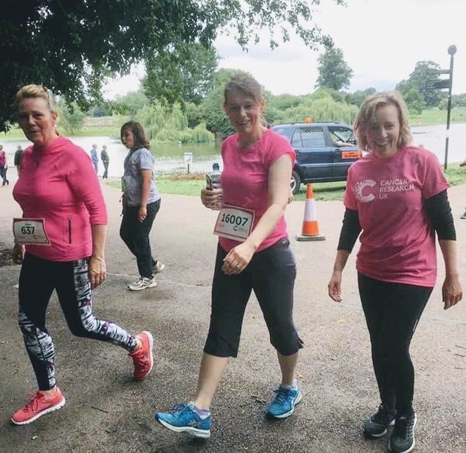 Back in 2017. @ privilege to run with the L&D breast cancer team 🎀 #Awareness  #hope #earlydetection #bebreastaware #team #NHS  #breastcancer