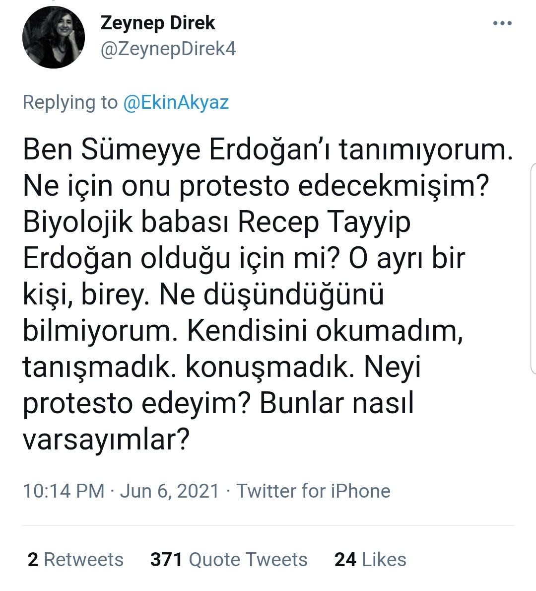 kiyametsureleri's tweet photo. Valla dogru, insan yeri geliyor 40 yillik dostunun bile bilmedigi bir yonunu kesfediyor. Sumeyye Erdogan'la ilgili de pesinhukum vermemek lazim, belki postyapisalci anarsisttir, belki Enver Hocacidir, bunlari konusmadan bilemeyiz. https://t.co/ldLyS1I4F3