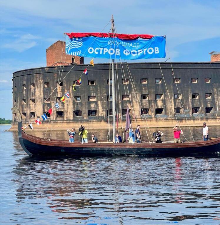 «Паруса Кронштадта» 
 влюбимомгороде.рф/?p=5340
____________________________
В Любимом городе и Области
#Новости #СПб #Ленобласть #Газета