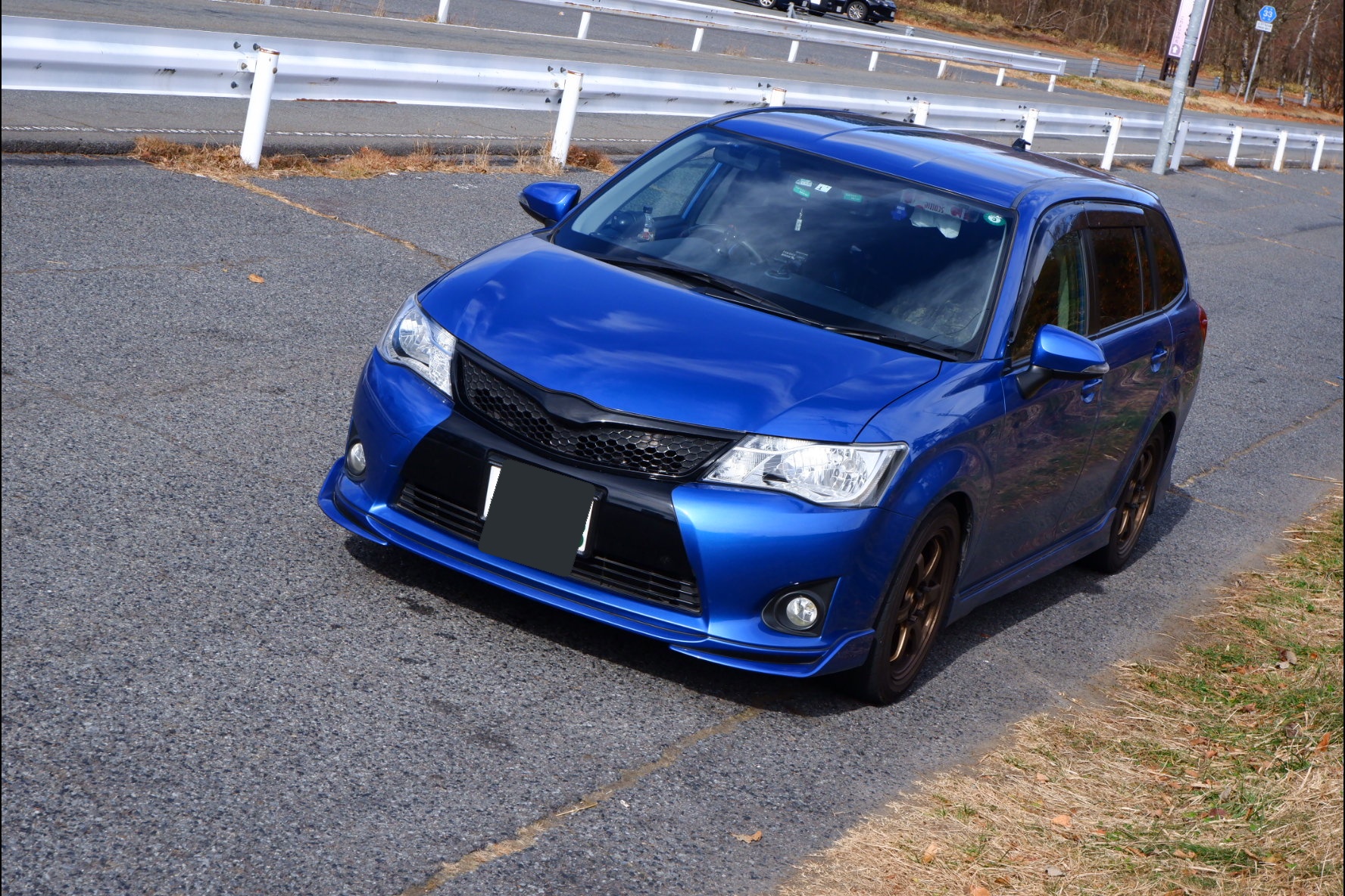 青い虚勢 フルエアロはいいぞ Nze161g スポーツパッケージフル装備 160系カローラフィールダー前期型 純正オプションなので品がある カッコいいかどうかは別の話 中の人の品は振れ幅が大きい T Co Glcjkisdfd Twitter