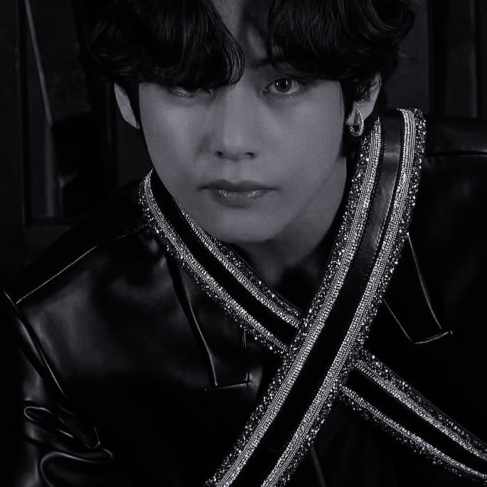 ً (@vkookblackpics) on Twitter photo 