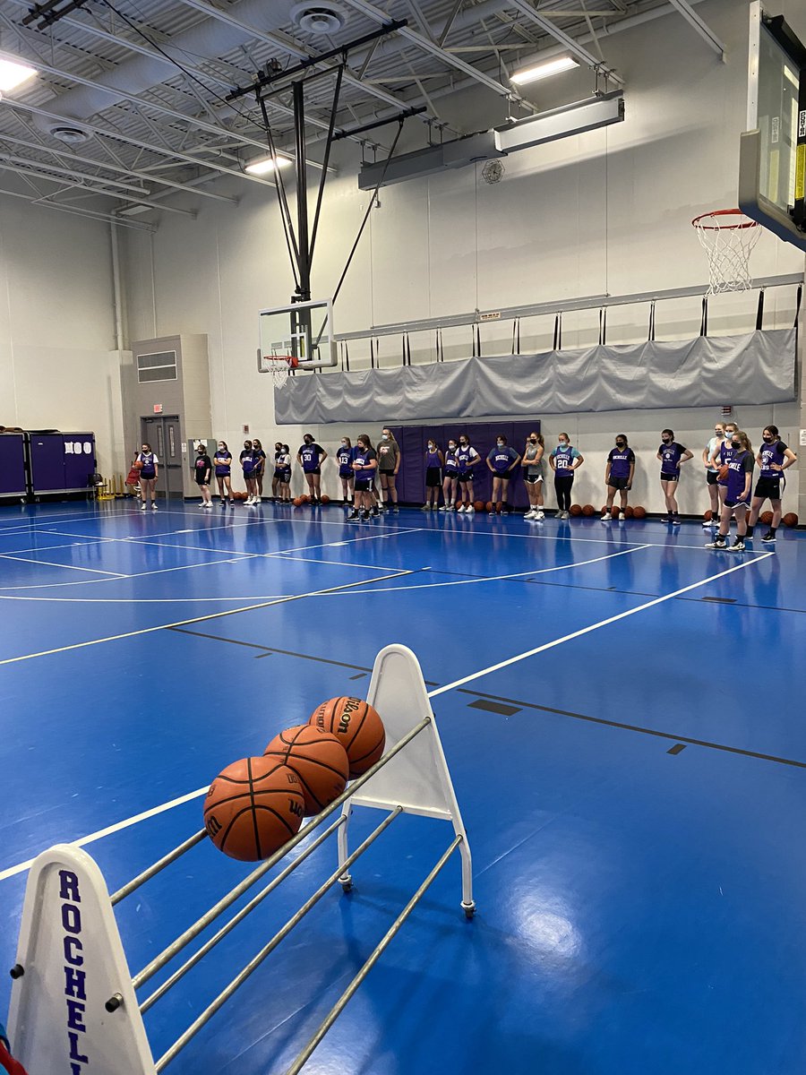 HubsLady's tweet photo. What a great first day of summer basketball! Great turn out and hard work put in! 🏀 #2021-22seasonready https://t.co/I78o2nJyyD