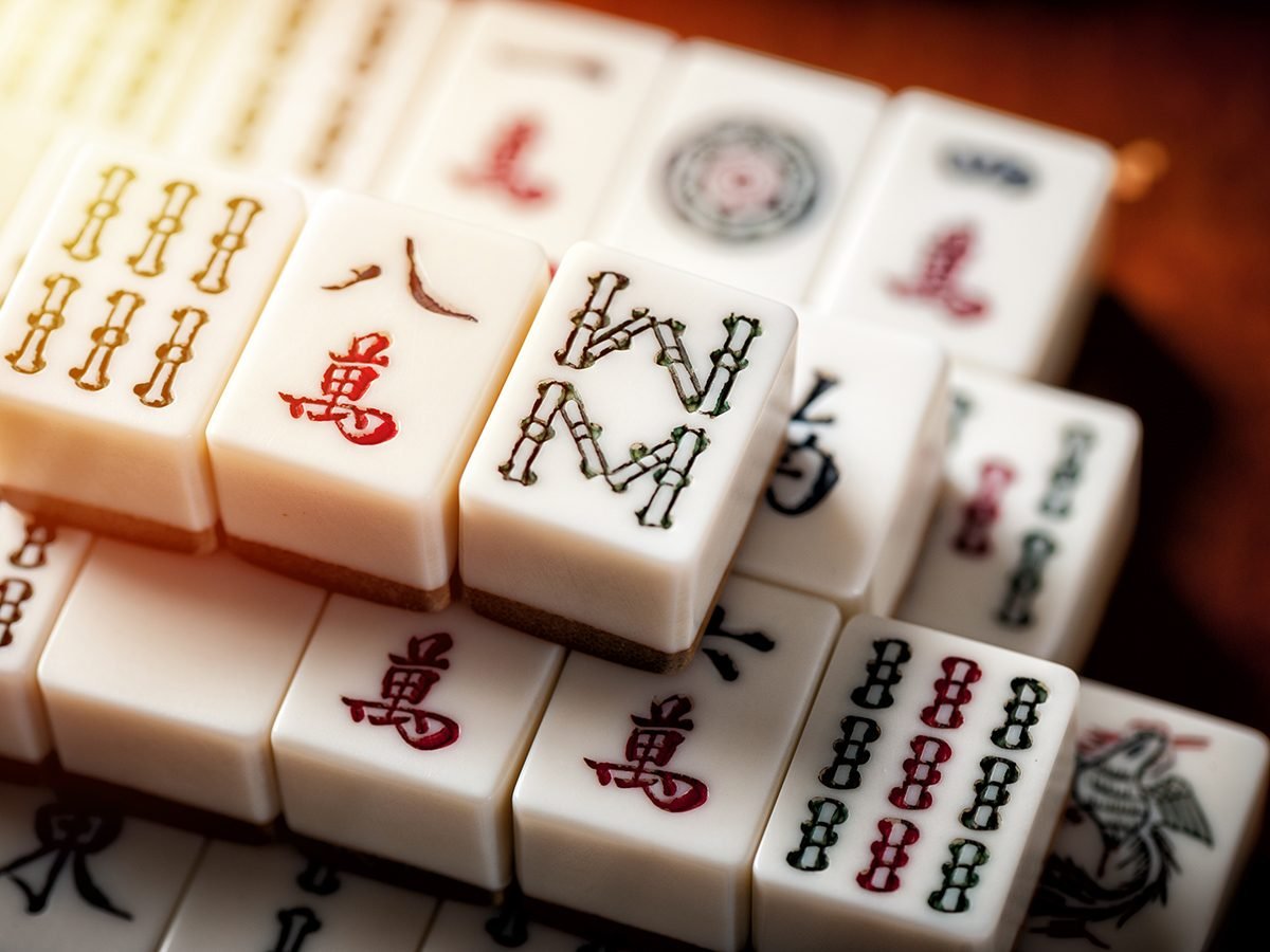 Где можно купить игральные кости в ЛНР как в Mahjong Club