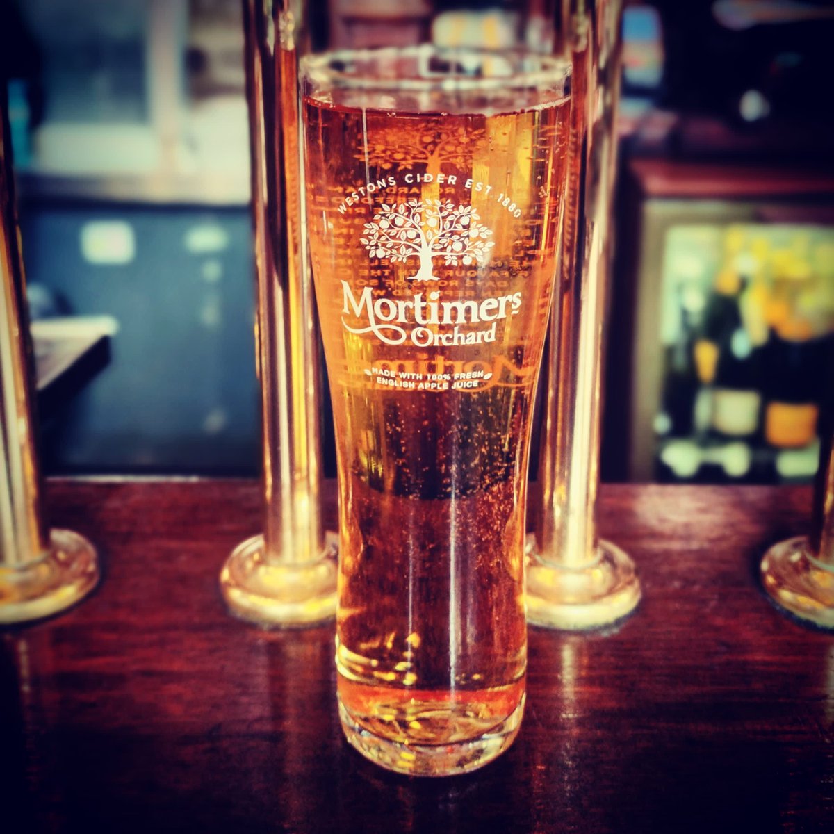 Sun is shining, looking to be a beautiful day... But do you know what could make it that little bit better?

A nice pint of cold Mortimers cider. Mmm I can taste it now ☀😍

Come on down to the Falcon to grab yours today - also available in Berry flavour! Yum 😋

#MortimersCider