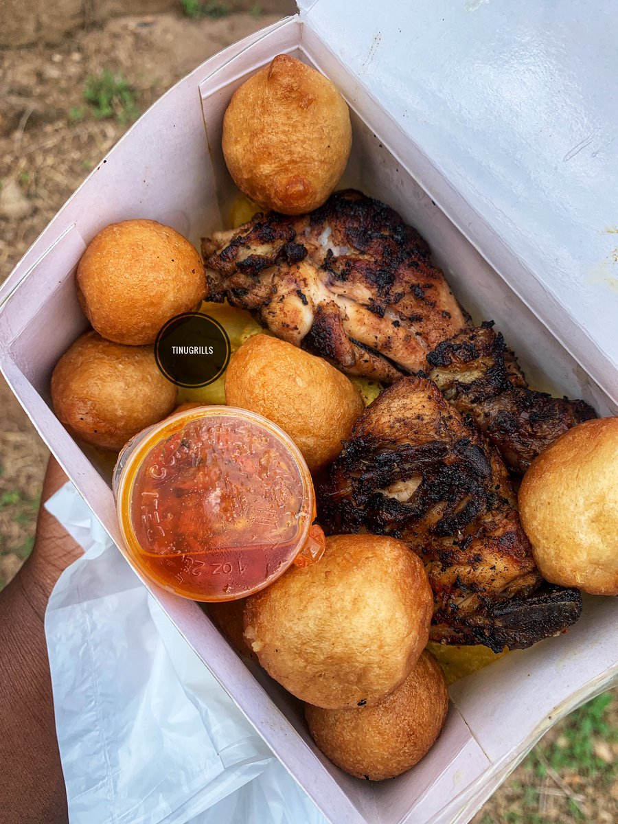 tinugrills's tweet photo. How do you like it? How do you want it? We sure can give you what you want how you want it! This box is filled with French fries, two grilled chicken, puff puff and peppersauce  for 3200 ONLY. It’s readily available . Send a dm to buy. Please RT for God’s s sake🙏🏽🥺 https://t.co/4JbpYl9Qmm