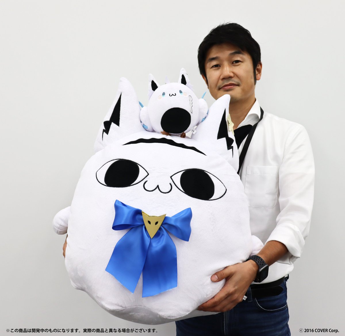 ホロライブ 白上フブキ 活動3周年記念ミテイルBIGぬいぐるみ+アクリル