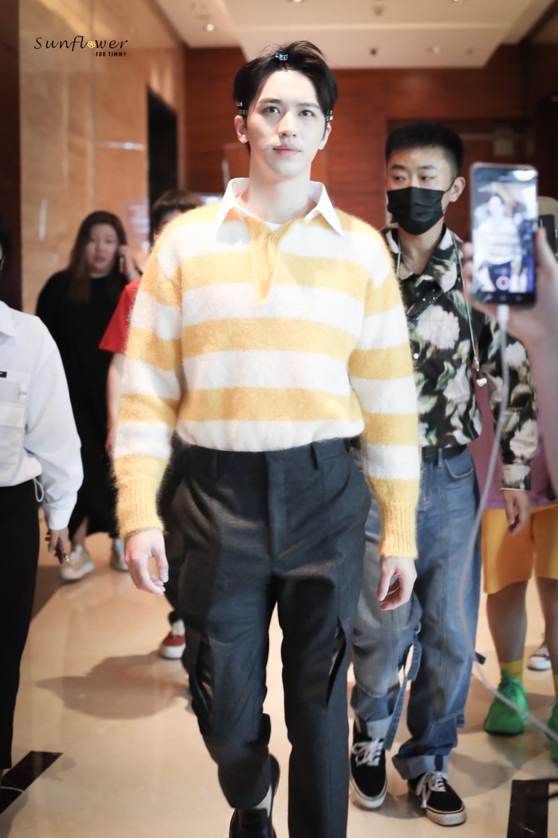 xwzfans's tweet photo. Cr : Sunflower | 许魏洲

#TimmyXu #XuWeizhou https://t.co/yHNOUWIizM