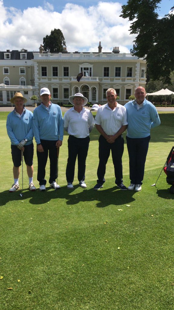 Kent_Golf_'s tweet photo. Best of luck today to the Kent Seniors v Surrey at Burhill Golf Club 🎉🏌🏻♂️⛳️
#KentGolf #SeniorsGolf #countymatch https://t.co/8OjdFZBSuy