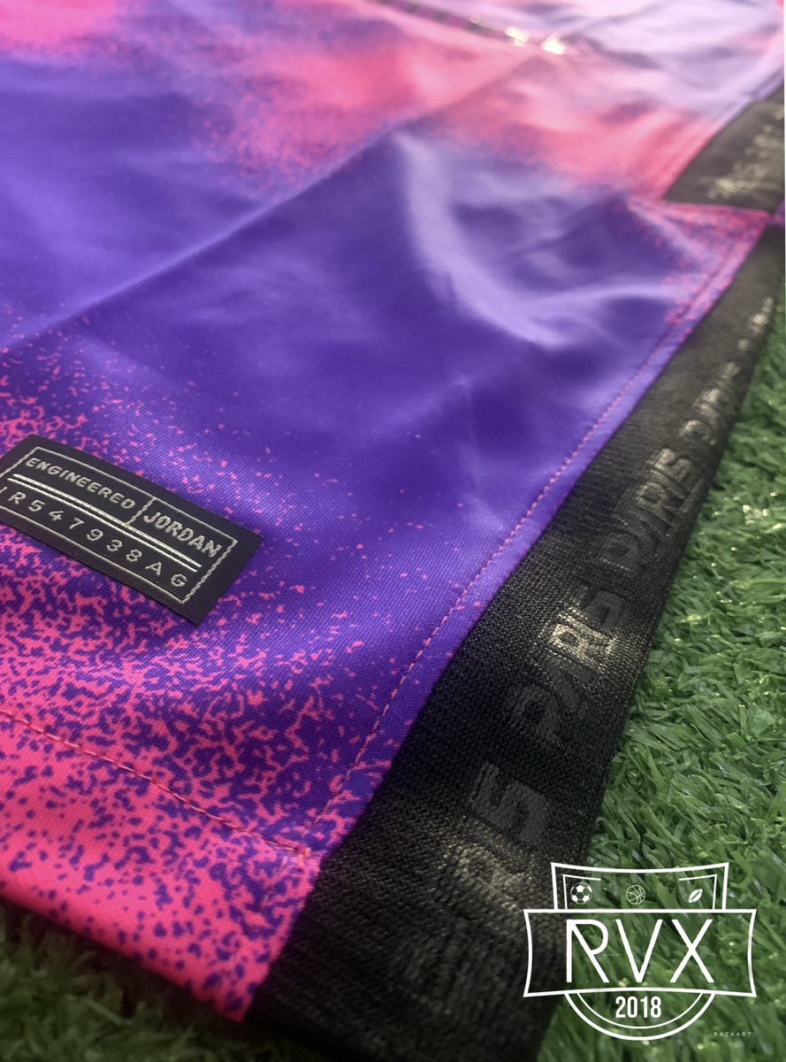 ImportsRvx's tweet photo. A mais braba!!!!!!

👕 Camisa da PSG X AIR JORDAN 2021 / 2022

✅ PRONTA ENTREGA !!
. 
Tamanhos: P - M - G

 💰152,00
.
🚚 entregamos em todo Brasil 🇧🇷 
.
🏃🏽‍♂️ Corre porque acaba logo
.
✉️Mande mensagem e encomende já a sua.
.
.
.
#psg #allezparis #paris #parissaintgermain #frança https://t.co/ixZJpvvOuv