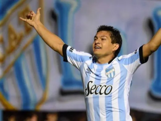 sentidecano's tweet photo. #WalterRodriguez, hermano del Pulga, hablo en 
@CNNRadioTucuman: "Ojala que desde @ATOficial le hagan un ofrecimiento acorde al jugador que es" https://t.co/XWQkOdi6lu
