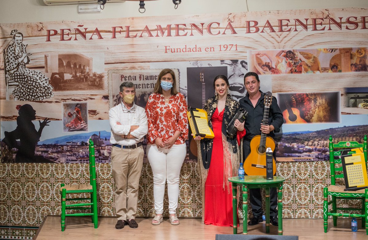 baena_es's tweet photo. #Cultura El pasado sábado, pudimos disfrutar de nuevo de otra noche de arte, mucho arte y cante flamenco por cortesía de nuestros amigos de la Peña Flamenca Baenense y de la mano de la cantaora Rocío Luna y el guitarrista  'Chaparro hijo'.

#Gracias https://t.co/Cqg5ej4L85