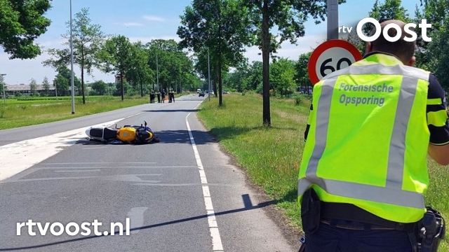 Motorrijder verongelukt in Hengelo na eenzijdig ongeval. #rtvoost.