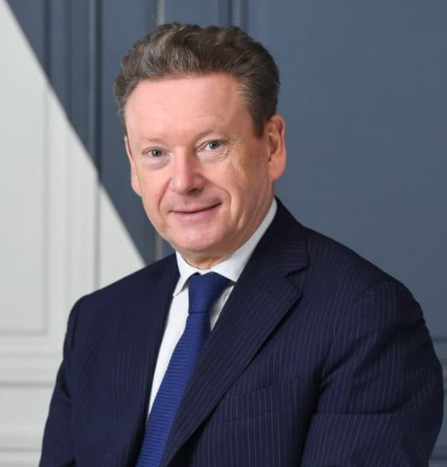 Comment assurer l’avenir des centres commerciaux ? Pour <a href="/ThuringGontran/">Gontran Thüring</a>, délégué général du @CNCC_Officiel, « les centres commerciaux et leurs magasins devront faire preuve de flexibilité » et « devenir des lieux d’expériences et de passions partagées » >> bit.ly/3pqM4k3