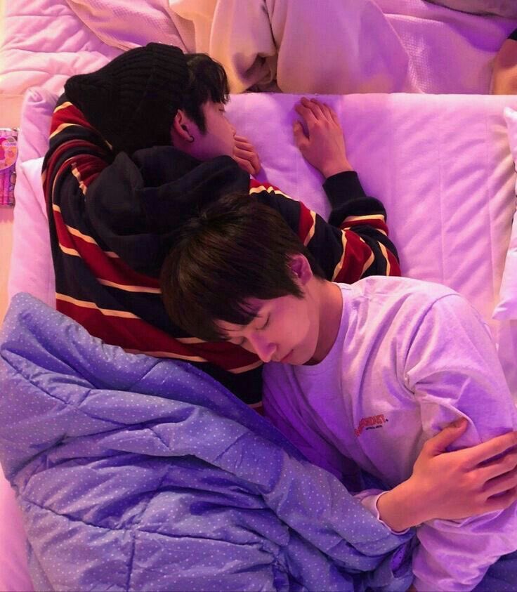 #theboyz #treasure
<a href="/treasuremembers/">TREASURE</a> <a href="/WE_THE_BOYZ/">THE BOYZ (더보이즈)</a>