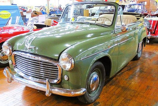 Rootes_Group's tweet image. It’s Monday, so it must be #MinxMonday! Check out this beautiful 1953 Hillman Minx Mk VI, expertly restored by Mike Fuller, whose first car was a Minx. It’s now on display at Lane Motor Museum in Nashville. 

#RootesGroup #HillmanMinx
