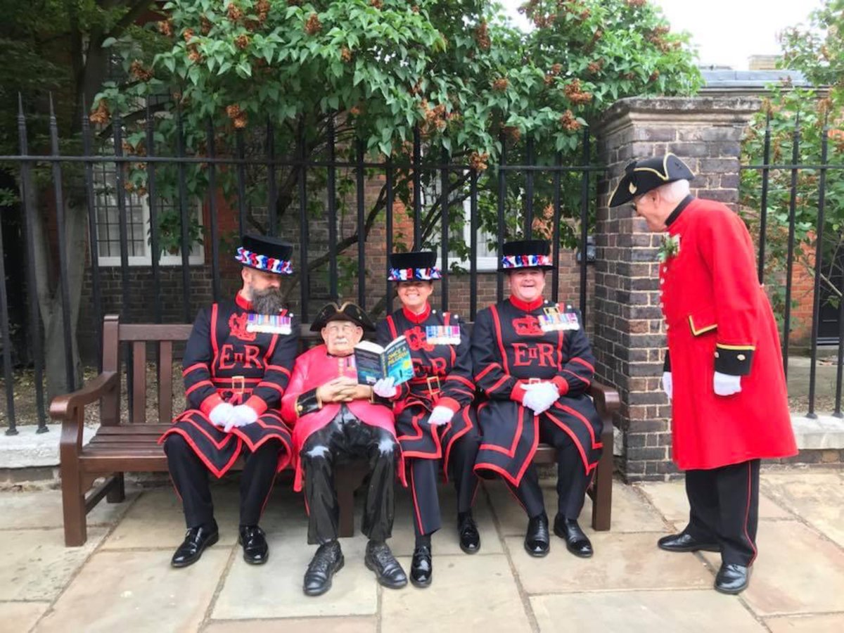 Three years ago we were guests of the fabulous @RHChelsea pensioners, can’t wait until we can return #ChelseaPensioners