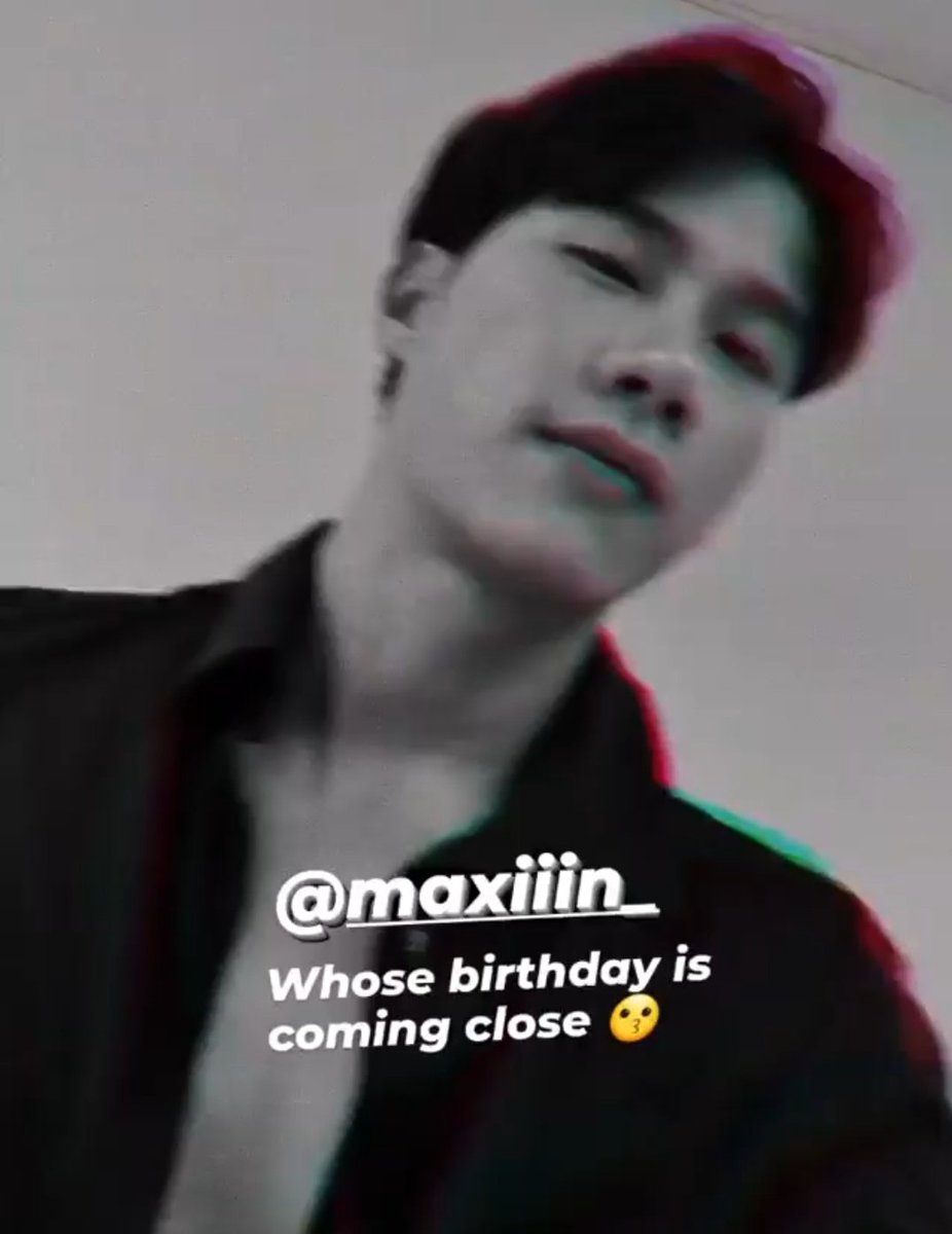 unnie_Nica's tweet photo. Mr. Pakorn here exuding Tan energy🔥🖤
and RIP to those unused buttons🤭
#MaxTul https://t.co/ZkNFuLejrr