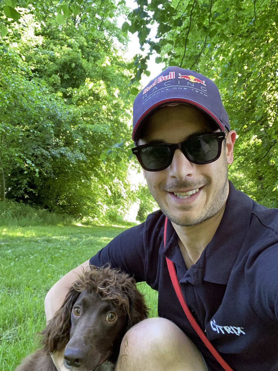 litvirtual's tweet image. Representing during my morning wellness walk with my faithful companion. Great time for me to get thoughts in order and prepare for the day. #citrixlife #MindfulMondays #wellbeing #gardenofengland #Kent