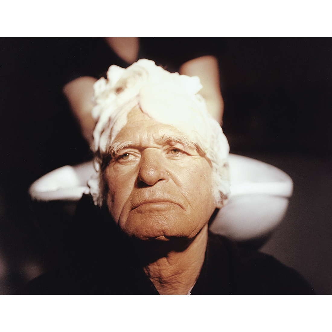CffcRoma's tweet photo. What happens when someone washes your hair?
The answer is in the pictures by @cihanoncu 

#photography #cihanonku #portrait #portraitphotography 

#cffc #cffcroma https://t.co/2irBRls8Ai