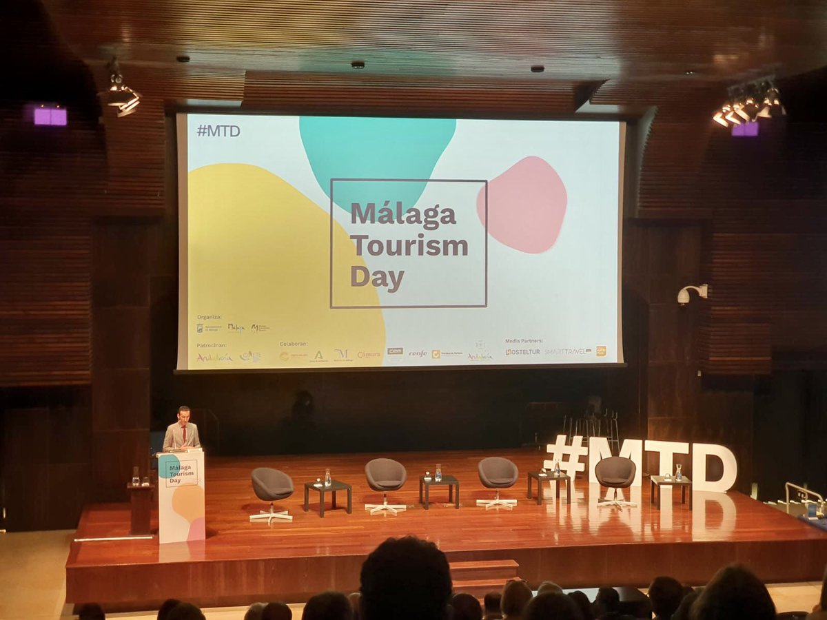 diversion_tours's tweet photo. Hoy estamos asistiendo al #MálagaTourismDay, foro sobre la recuperación del #turismo 

#AgenciadeViajes #Viajes #CostadelSol https://t.co/qcCI2WJFhf