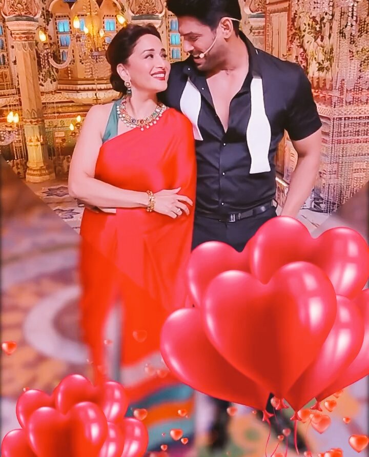 Bihar_explore_1's tweet photo. Alert fam!! @sidharth_shukla posted a new reels with @MadhuriDixit mam on instagram. Go &amp; check out now looks amazing &amp; so so much beautiful. 😍😍
Link: https://t.co/BsydH0j9Xg
#BrokenButBeautiful3 #SidharthShukla https://t.co/Lx0ZXgPxi9