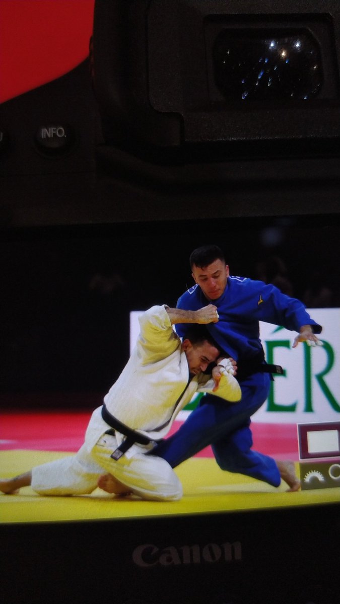 Empezamos la segunda jornada del mundial, como terminó la primera, con victoria. Esta vez de la mano de <a href="/Dani_p9/">Daniel Pérez Román</a> que se impone al chipriota, pasando ronda en el Cto del mundo de Budapest #JudoWorlds
<a href="/rfejyda/">R.F.E.J.Y.D.A.</a> 
<a href="/MarcaTMF/">MARCA Polideportivo</a> 
<a href="/COE_es/">Comité Olímpico Español</a> 
<a href="/deportegob/">CSD</a>