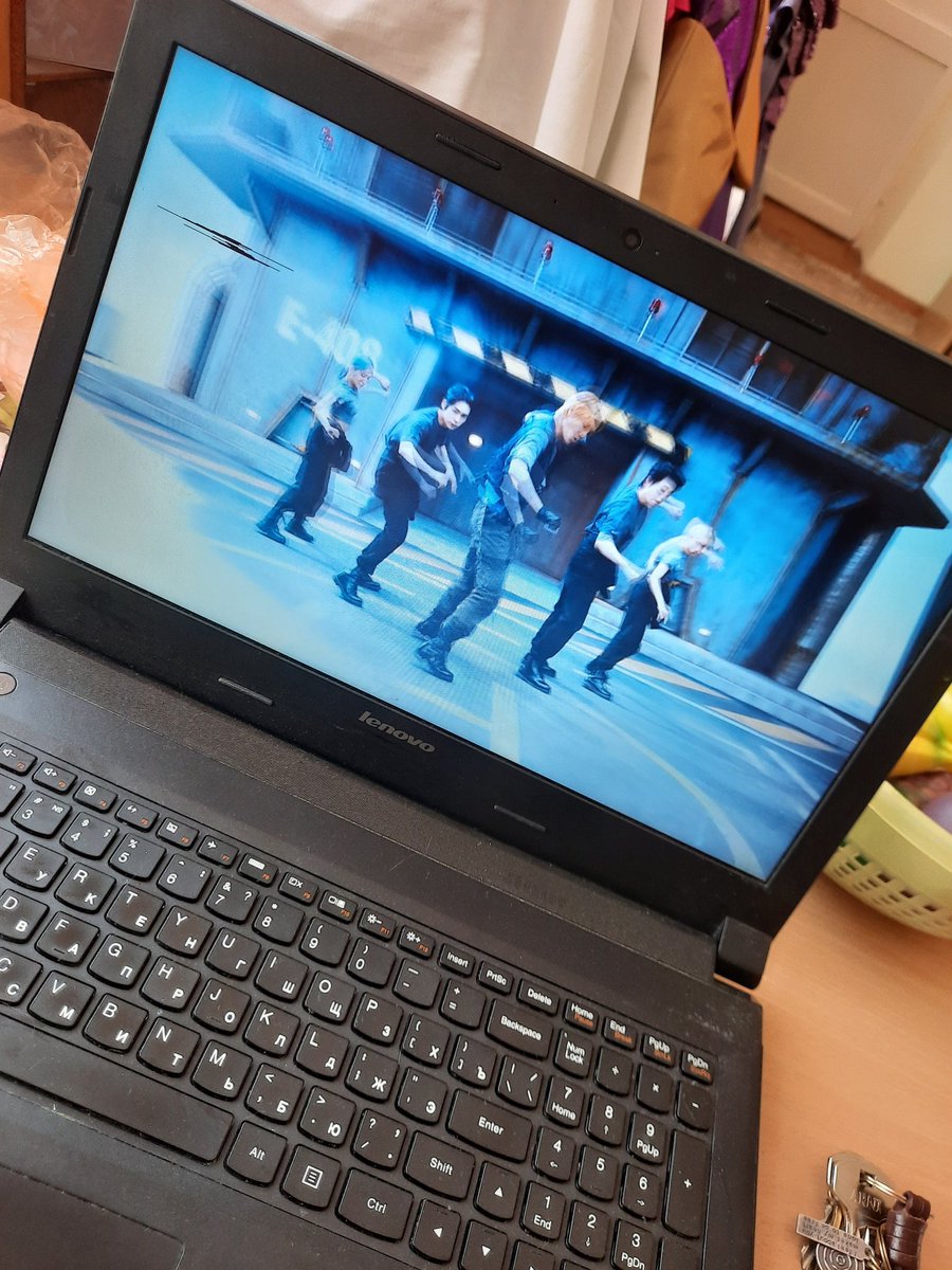 Exo_Eared_Elf_'s tweet photo. Божееееее
Это случилось 
#ToEXOPlanetAndBeyond
#DONT_FIGHT_THE_FEELING
#EXO_DFTFOutNow
#EXO_SOLAREXCLIPSE https://t.co/k9mrzVc4YL