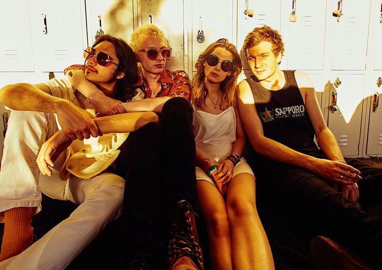 wolfalicefan's tweet photo. joff clearly has something against sunglasses https://t.co/lJjXVC8r92