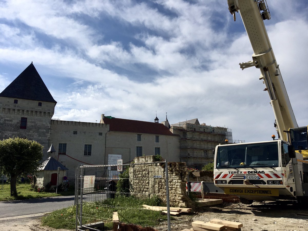 Département de la Vienne (@departement86) on Twitter photo Point d’étape à <a href="/MontsSurGuesnes/">Monts-sur-Guesnes</a> sur le projet #Historial du #Poitou.
1ères visites du chantier ouvertes au public les 18 & 19 septembre prochain à l’occasion des #JournéesDuPatrimoine
Ouverture printemps 2022. Point d’étape à <a href="/MontsSurGuesnes/">Monts-sur-Guesnes</a> sur le projet #Historial du #Poitou.
1ères visites du chantier ouvertes au public les 18 & 19 septembre prochain à l’occasion des #JournéesDuPatrimoine
Ouverture printemps 2022.