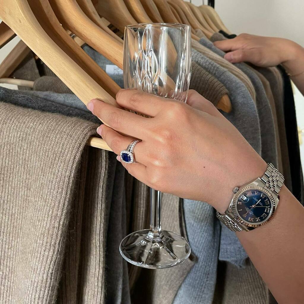 HeroCashmere's tweet photo. Yesterday we had our first personal shopping experience 🥂 
Our customer was able to feel the cashmere for herself and try items on. DM me if this us something that interests you and we can set something up ☺️

#edinburghshopping #personalshoppingexpe… https://t.co/CdehFotTZw https://t.co/PaVgvfA44D