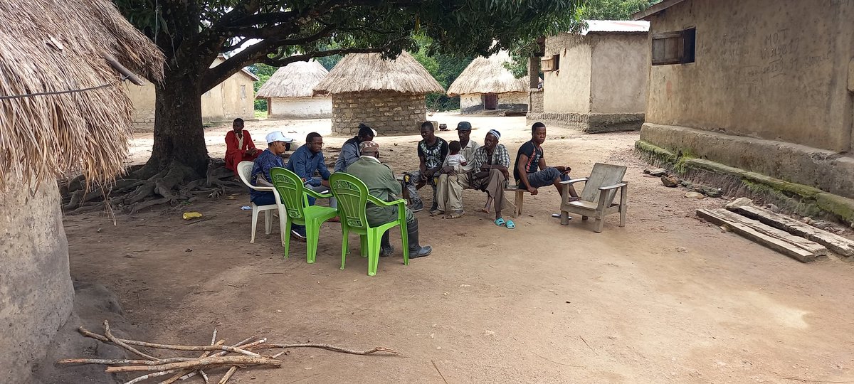 EmmanuelKOUROU2's tweet photo. Notre investigation sur le terrain à été de collecter les données sur les forêts classées communautaires crées par les ONGs à travers le Projet pour une gestion intégrée des ressources naturelles. (@peged_pnud/@PNUDGuinee)
@UN_Mappers
@FreeLMappers
@hotosm
@UNEP
@WorldBank 
@UNDP https://t.co/uphhk6atlL