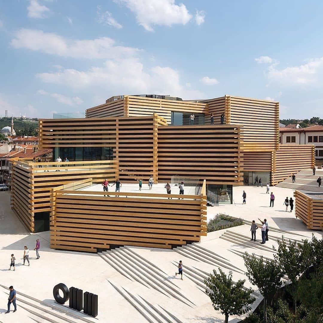 🏛️ 2021 Avrupa Yılın Müzesi ödülünü alan Odunpazarı Modern Müzesi.