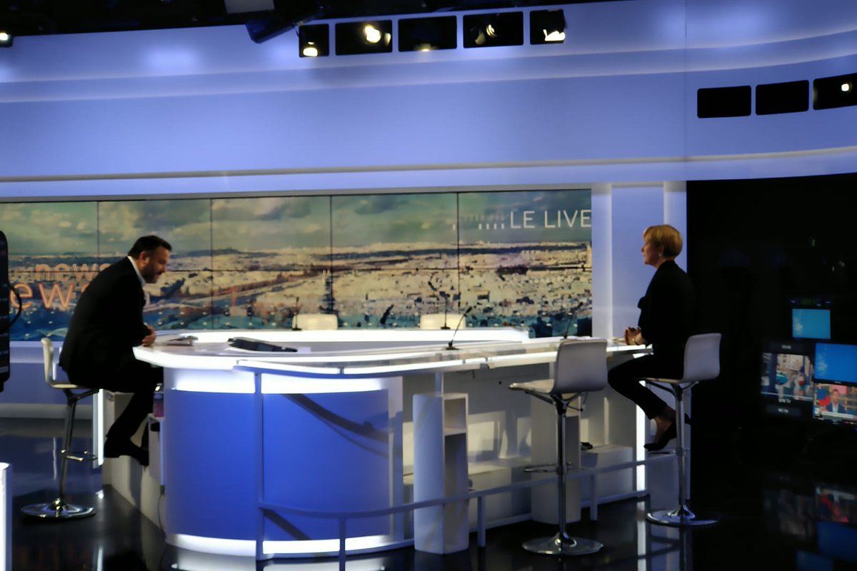 BernardLoiseau's tweet photo. #DominiqueLoiseau est en direct sur le plateau de 
@BFMTV ! #livetoussaint : https://t.co/jk1YTJOpRf https://t.co/PI6I8Xpjlk