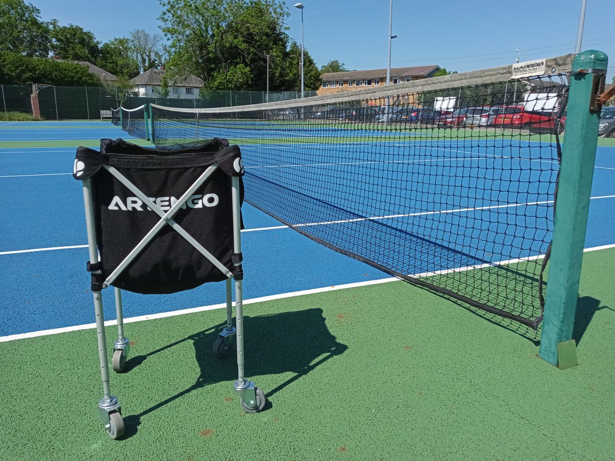 Summer Holiday Tennis Camp dates with Andy Fryatt @aftenniscoach coming soon...watch this space 🌞🎾