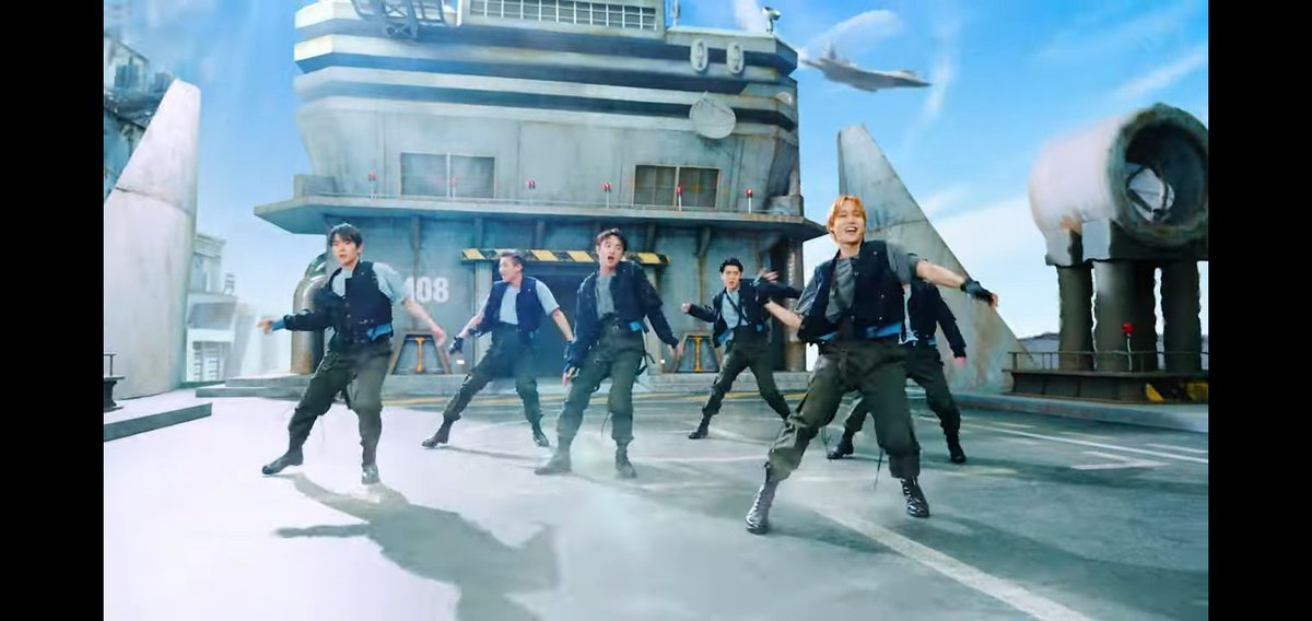 embexalach's tweet photo. EXO đỉnh quá là đỉnh luônnnnnnnn

https://t.co/8yREJwlhav

#EXO #엑소 #weareoneEXO
#DONT_FIGHT_THE_FEELING
#드디어_나왔다_엑소_멈추지도마 https://t.co/oeCbHyjw36