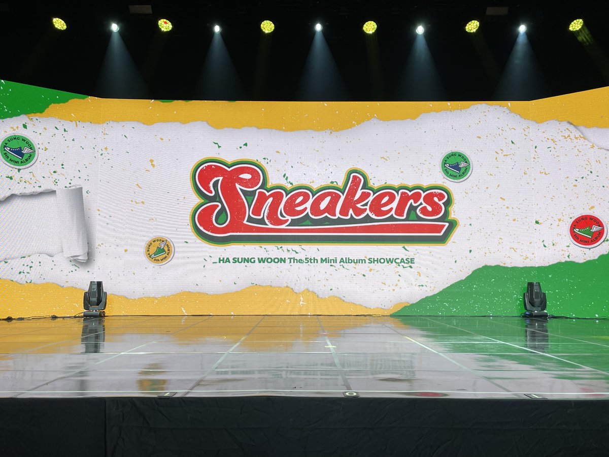 HSW_officialtwt's tweet photo. [☁]

하성운 (HA SUNG WOON) 5th MINI ALBUM 'Sneakers' SHOWCASE

잠시 후 7시, 청량함을 가득 머금은 상큼 발랄 성운이와 스니커즈 신고 날아갈 준비 되셨나요❓

▶ https://t.co/Fgeh65rAMw

#하성운
#HASUNGWOON
#Sneakers
#스니커즈
#날개달은_하성운_스니커즈_출시 https://t.co/3OxfLZ2SBl