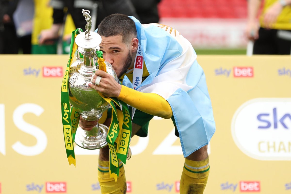 idextratime's tweet photo. RESMI: Aston Villa sukses datangkan Emiliano Buendía dari Norwich City dengan biaya sebesar €34 Juta + Bonus dan kontrak hingga 2026! 🇦🇷

Sabar assna.... https://t.co/UExJEfkCLe