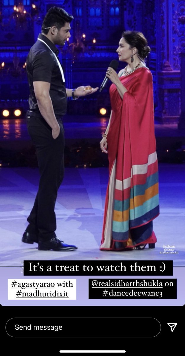 iammansiiiii's tweet photo. Still from Sid’s performance with Madhuri Dixit♥️
Hayiee can’t wait to see this episode❣️
These Stills,BTS n video reels are made(which sid share ya more which will come) n edited by PR team of Alt Balaji that went along Sid to Dance deewane😉
#SidNaaz #SidharthShukla #AgatsyaRao https://t.co/IKIzMdNdy5