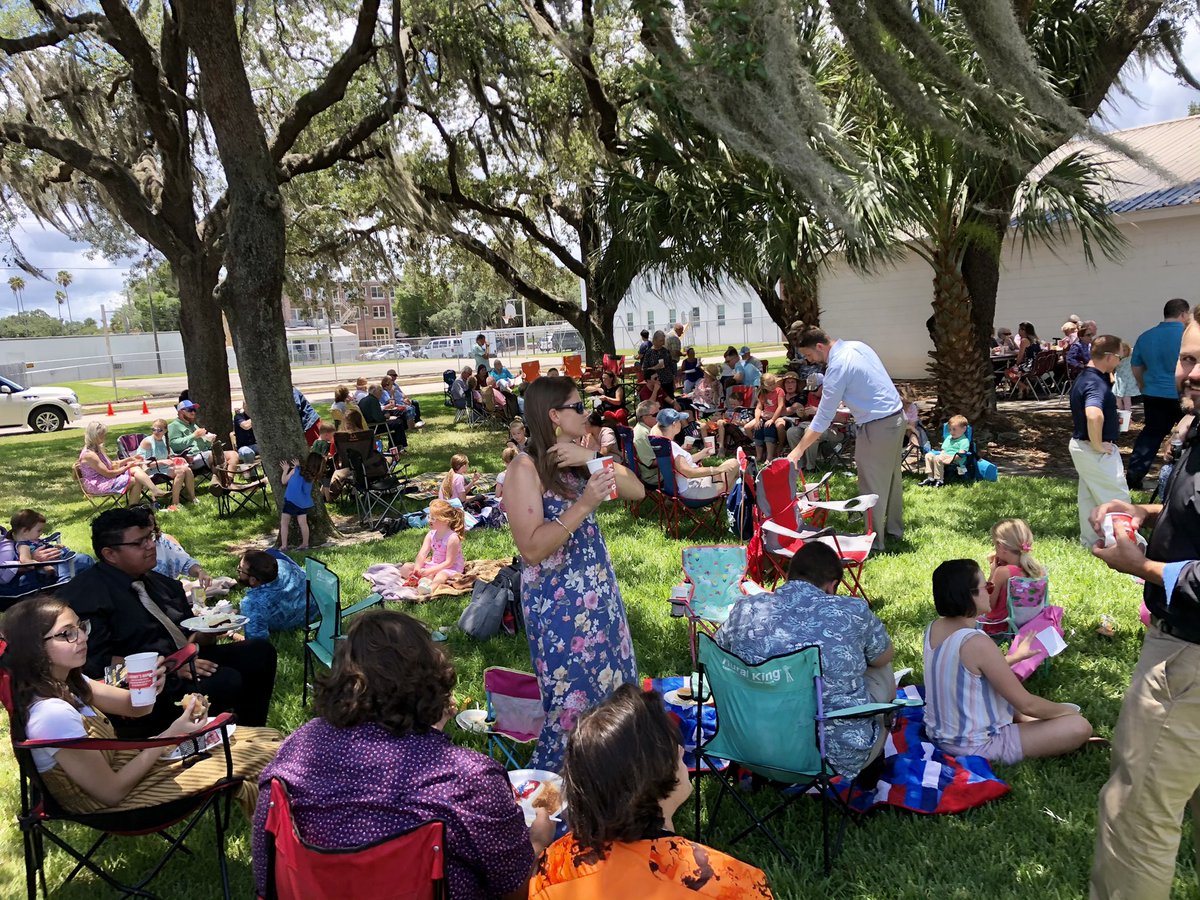 fbcavonpark's tweet photo. “Grill and Chill” was a big hit!  A great way to close out a wonderful day of worship. https://t.co/QHDZ27obB1