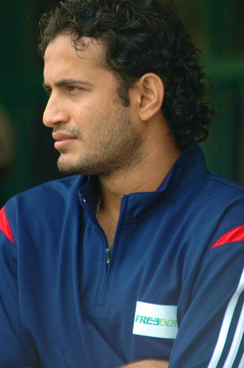 IrfanPathan's tweet photo. Ek zamana tha jab hum noodles ko baalo mein chupaya karte the;) pic: @ashutoshsharma2017  #throwback #longhair #curlyhair https://t.co/BVTeJL9fux